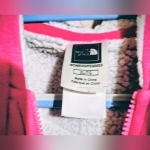 Womans North Face Sweatshirt Jacket